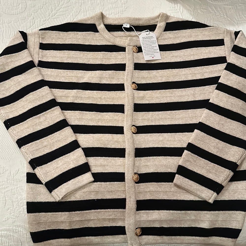 NWT, stylish cardigan sweater/jacket, wool/acrylic blend